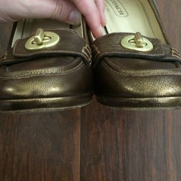 Coach Gold Danna Heels - Picture 3 of 5